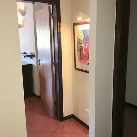 Center Flat